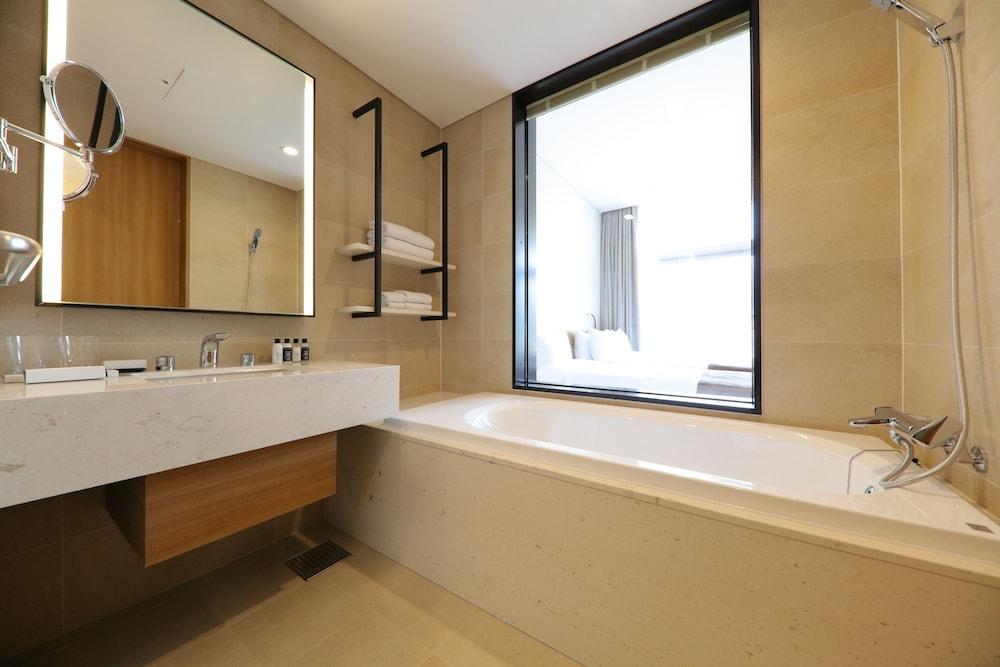 Midas Hotel & Resort Gapyeong Eksteriør billede