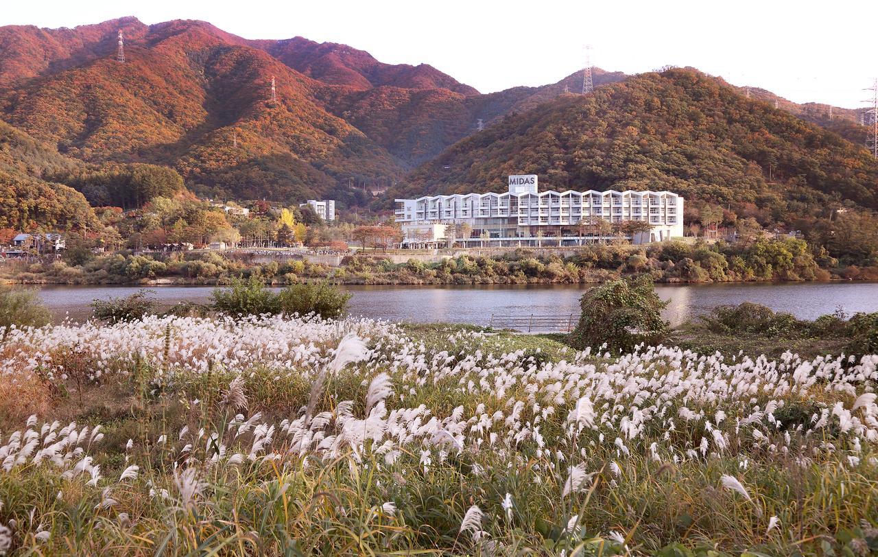 Midas Hotel & Resort Gapyeong Eksteriør billede